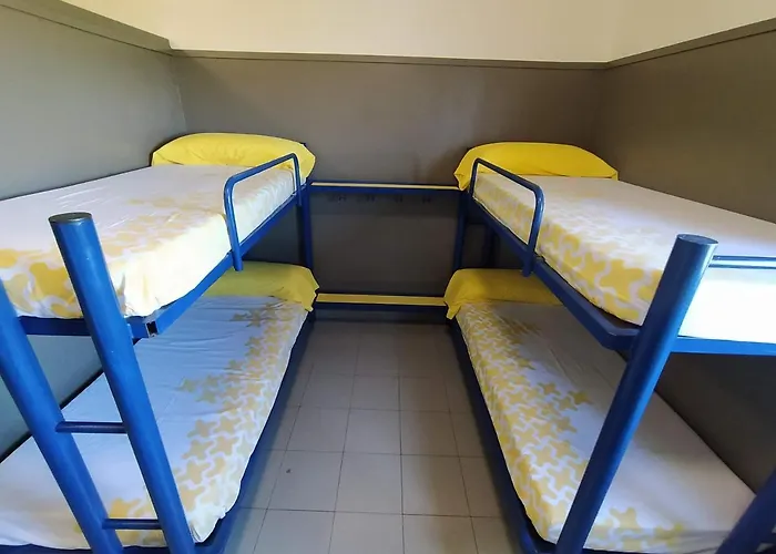 Hostel Xanascat *